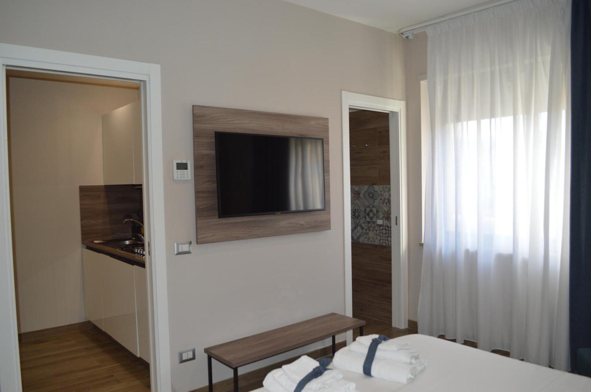 نابولي Famalu Apartments المظهر الخارجي الصورة