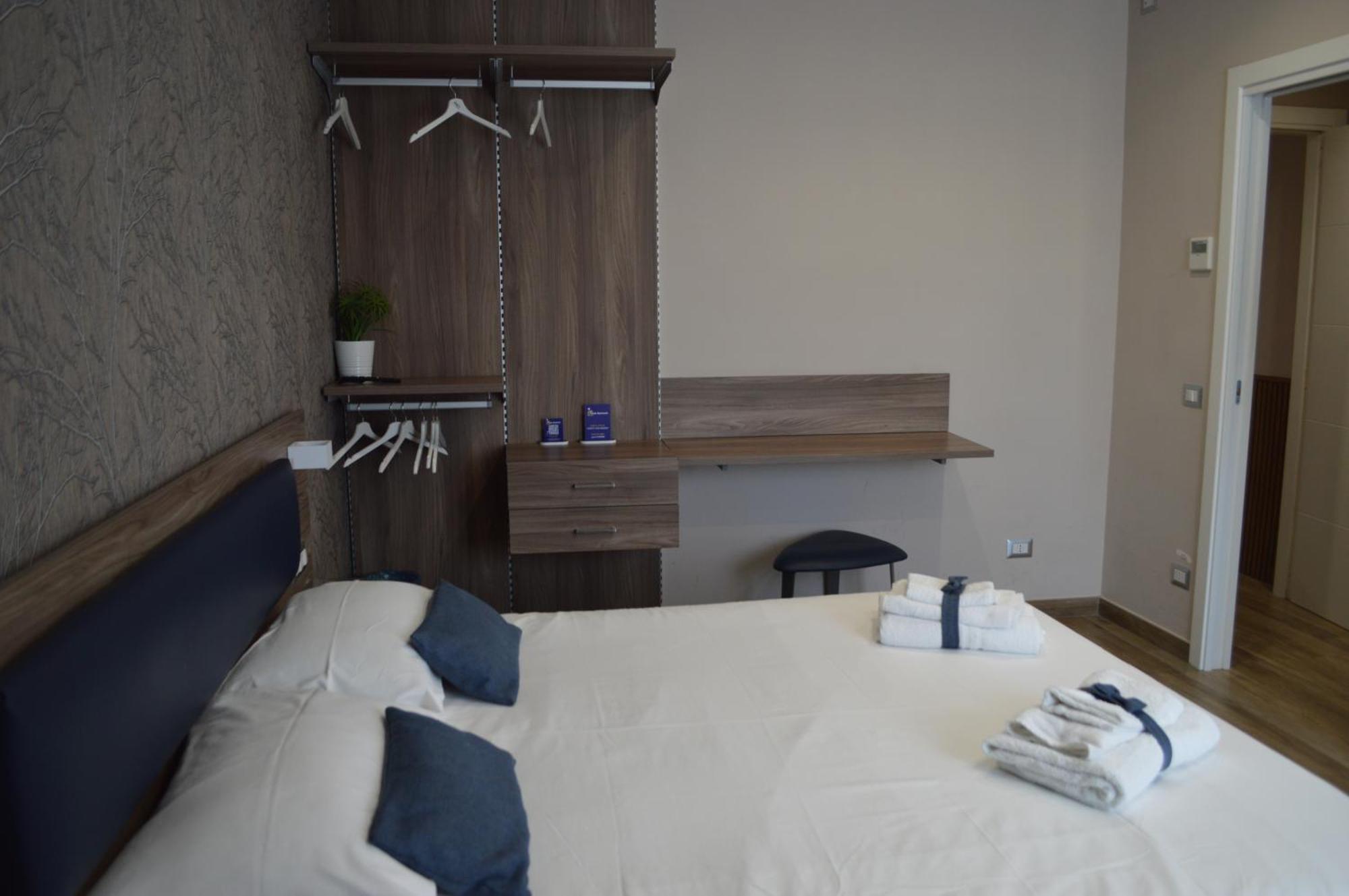 نابولي Famalu Apartments المظهر الخارجي الصورة